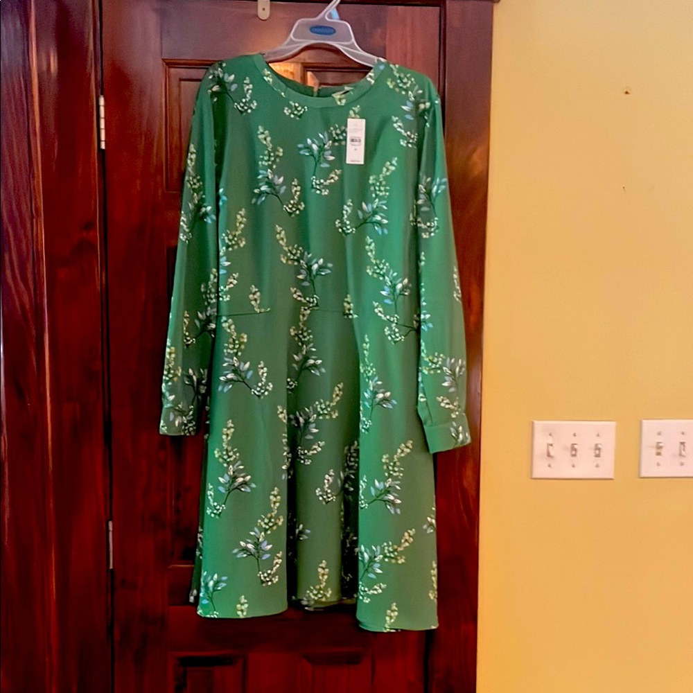 LOFT Green Floral Long Sleeve Dress